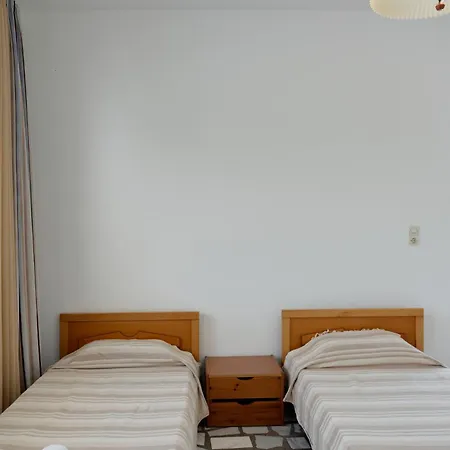 Ilios And Irene 4 Bed and Breakfast