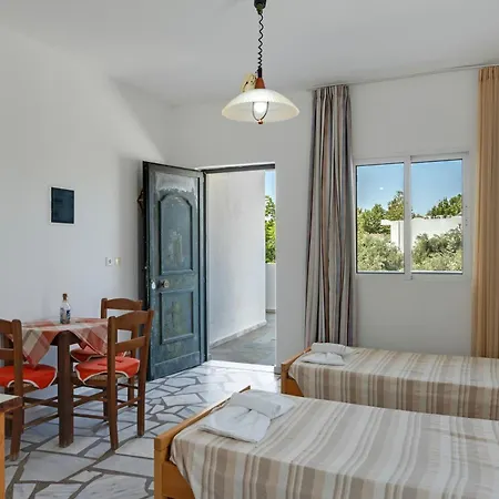 Ilios And Irene 4 Bed & Breakfast 4*