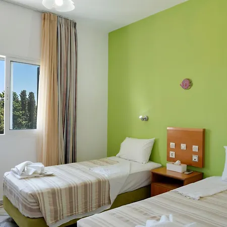 Ilios And Irene 4 Bed & Breakfast