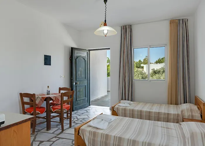 Ilios And Irene 4 Bed and Breakfast 4*